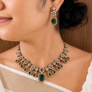 Floral Drape Necklace Set
